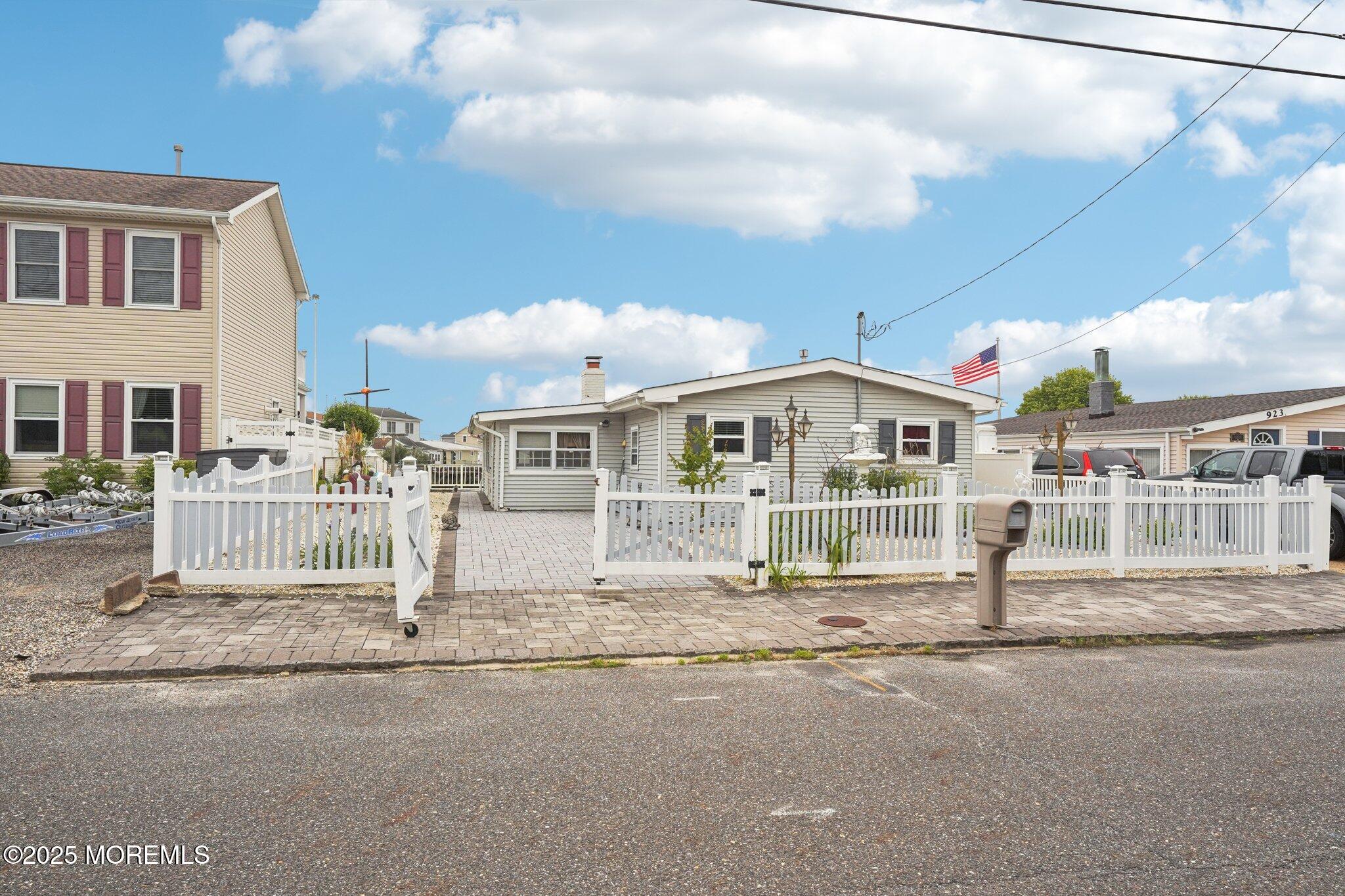 927 Beach Haven West Boulevard Manahawkin NJ 08050