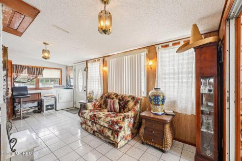 927 Beach Haven West Boulevard Manahawkin NJ 08050