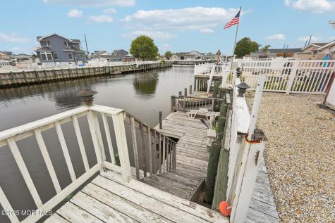 927 Beach Haven West Boulevard Manahawkin NJ 08050