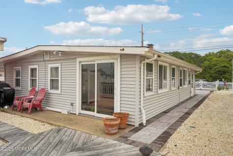 927 Beach Haven West Boulevard Manahawkin NJ 08050