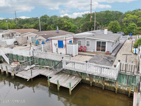 927 Beach Haven West Boulevard Manahawkin NJ 08050