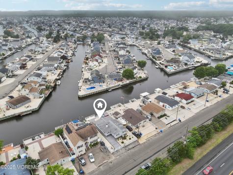 927 Beach Haven West Boulevard Manahawkin NJ 08050