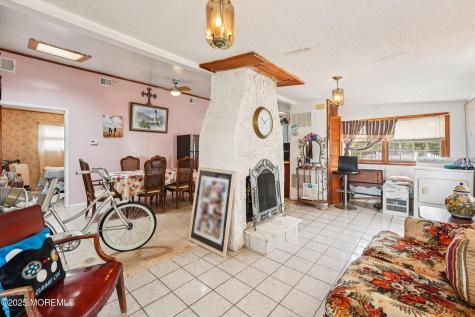 927 Beach Haven West Boulevard Manahawkin NJ 08050