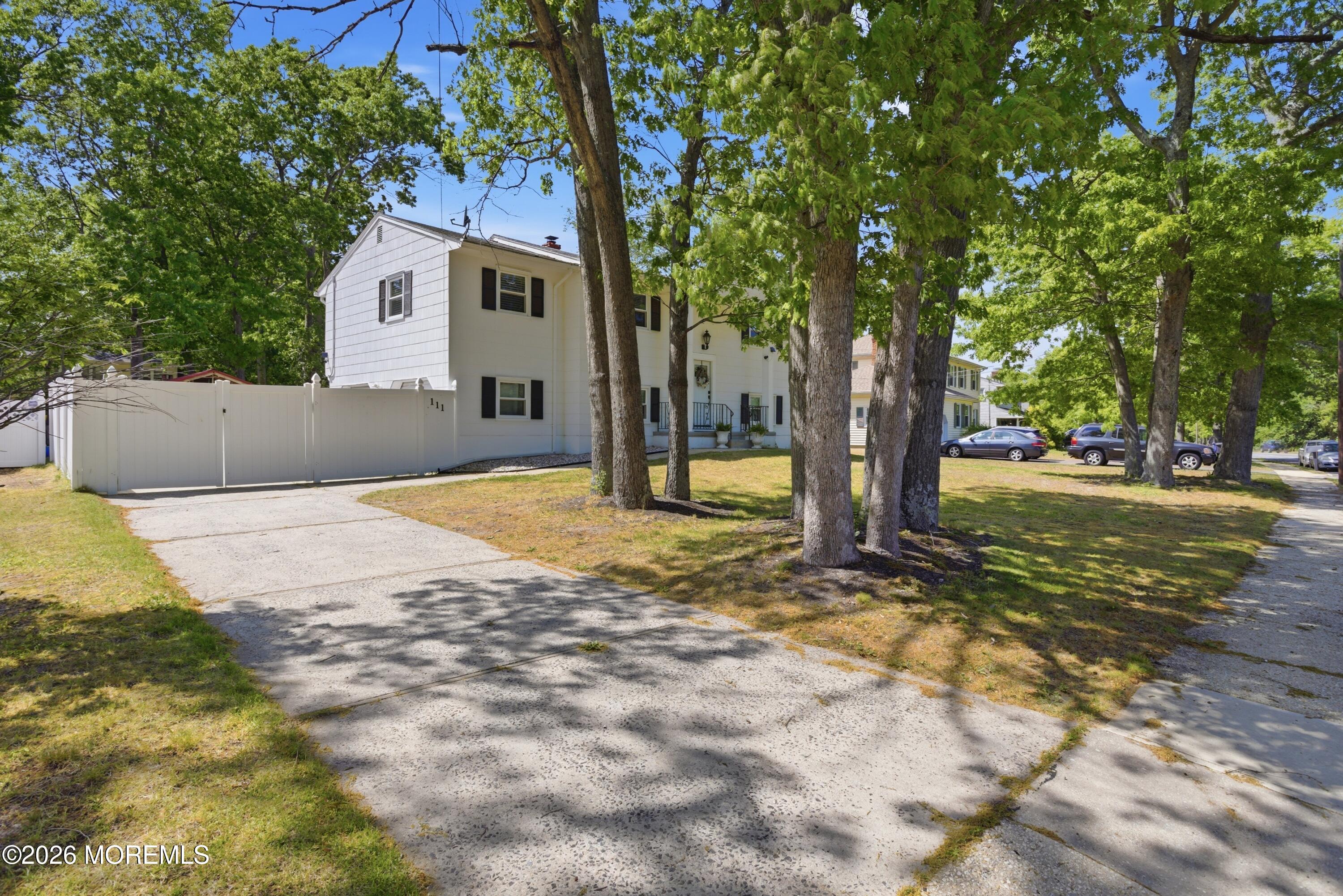 111 Oak Ridge Parkway Toms River NJ 08755