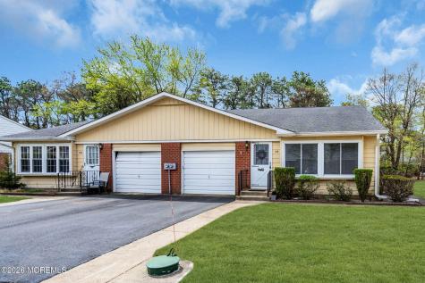 18 Lenape Drive Whiting NJ 08759