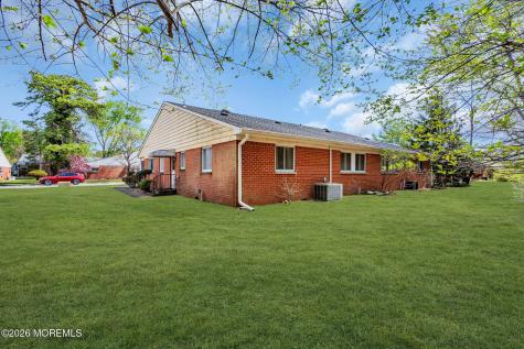 18 Lenape Drive Whiting NJ 08759