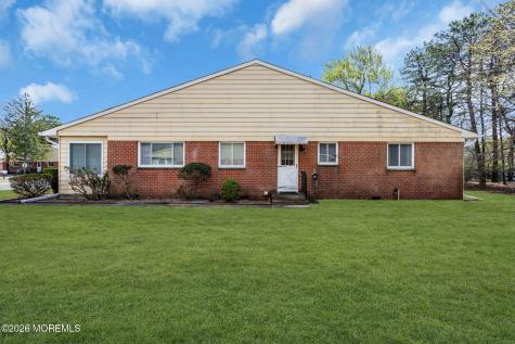 18 Lenape Drive Whiting NJ 08759