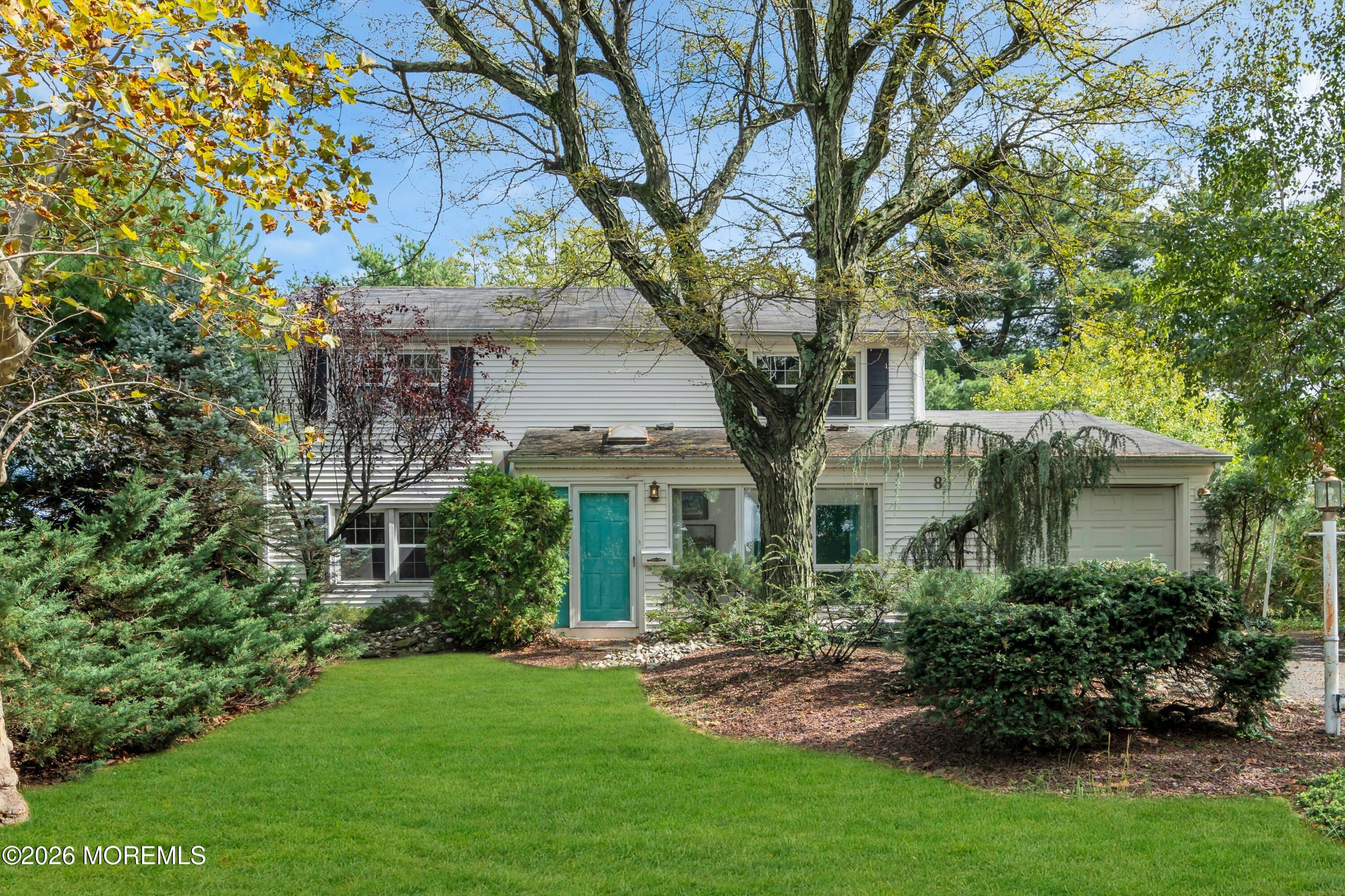 8 Avalon Lane Aberdeen NJ 07747