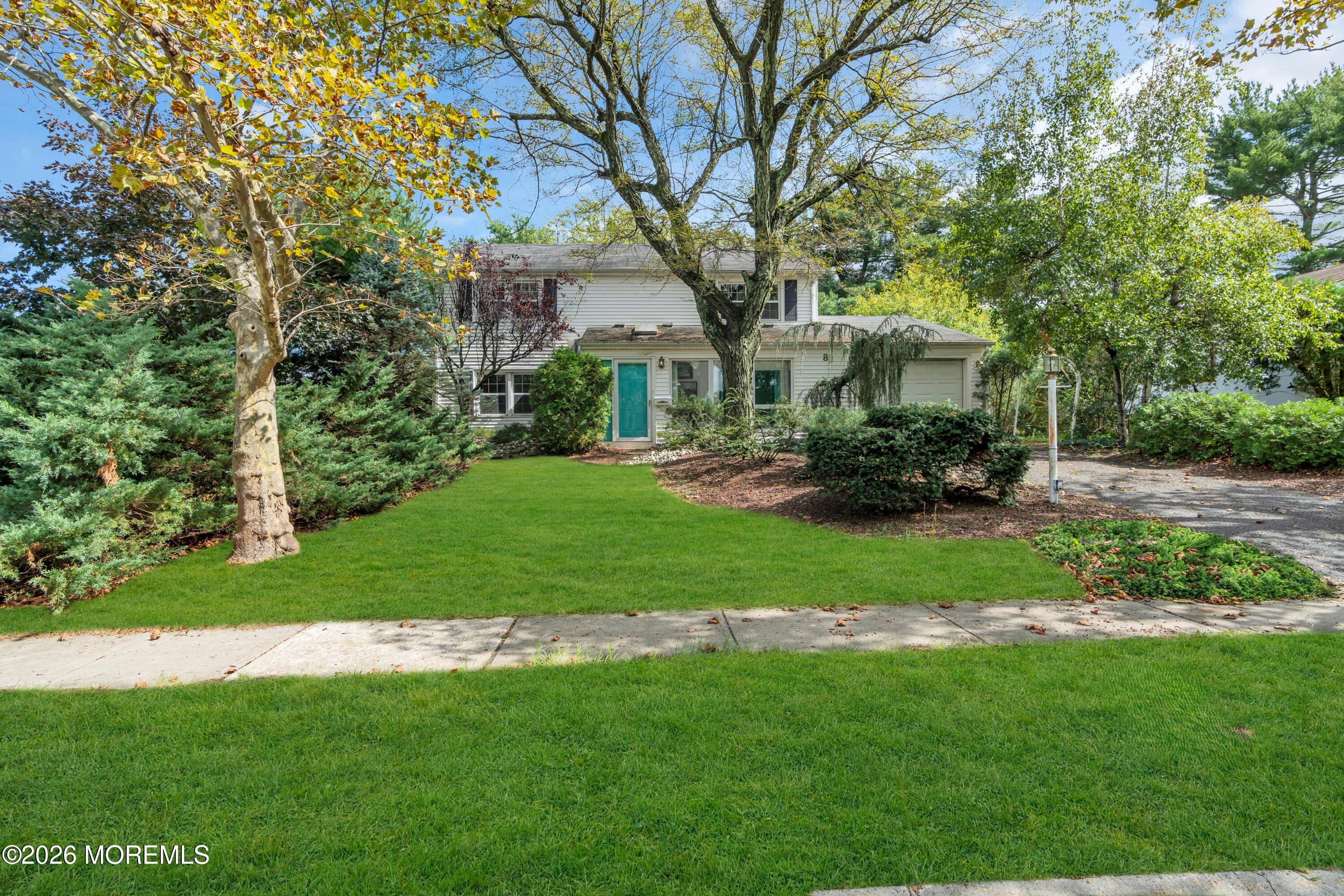 8 Avalon Lane Aberdeen NJ 07747