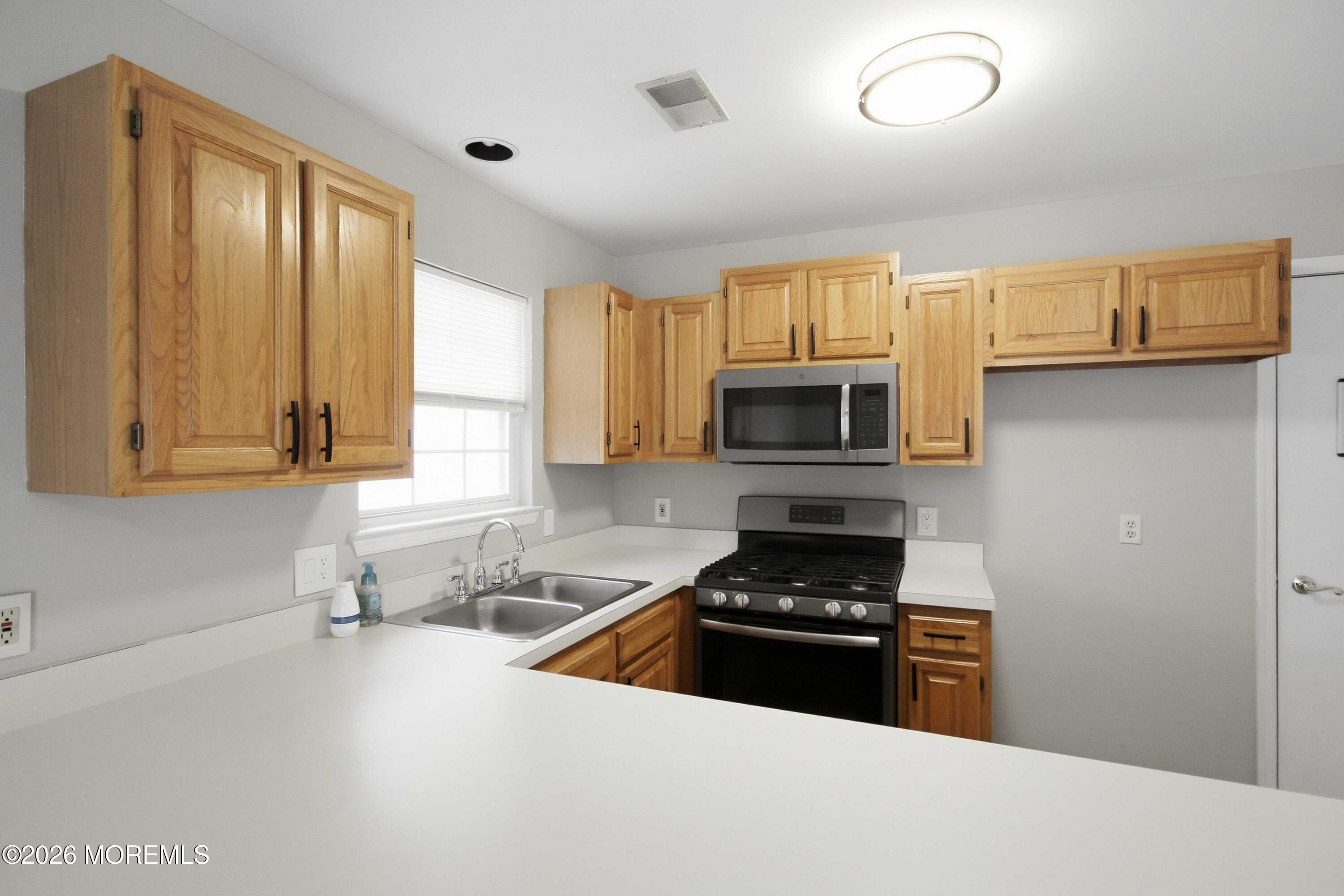 110 Morning Glory Lane Whiting NJ 08759