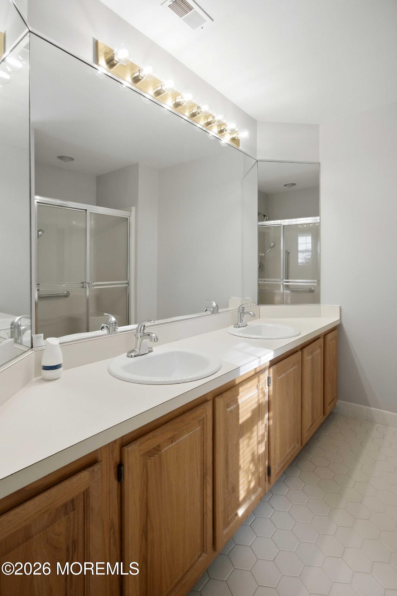 110 Morning Glory Lane Whiting NJ 08759