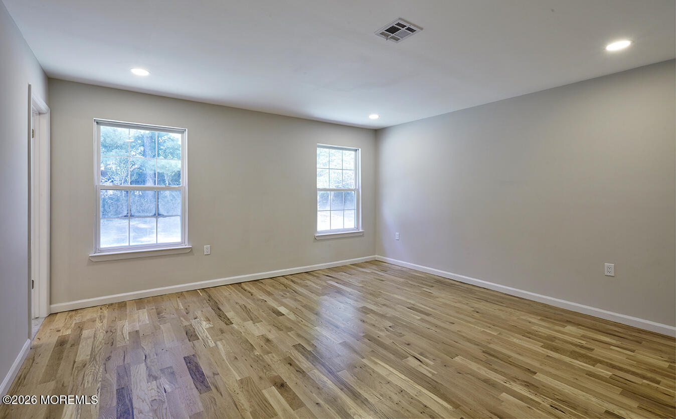 17 Trent Drive Toms River NJ 08757
