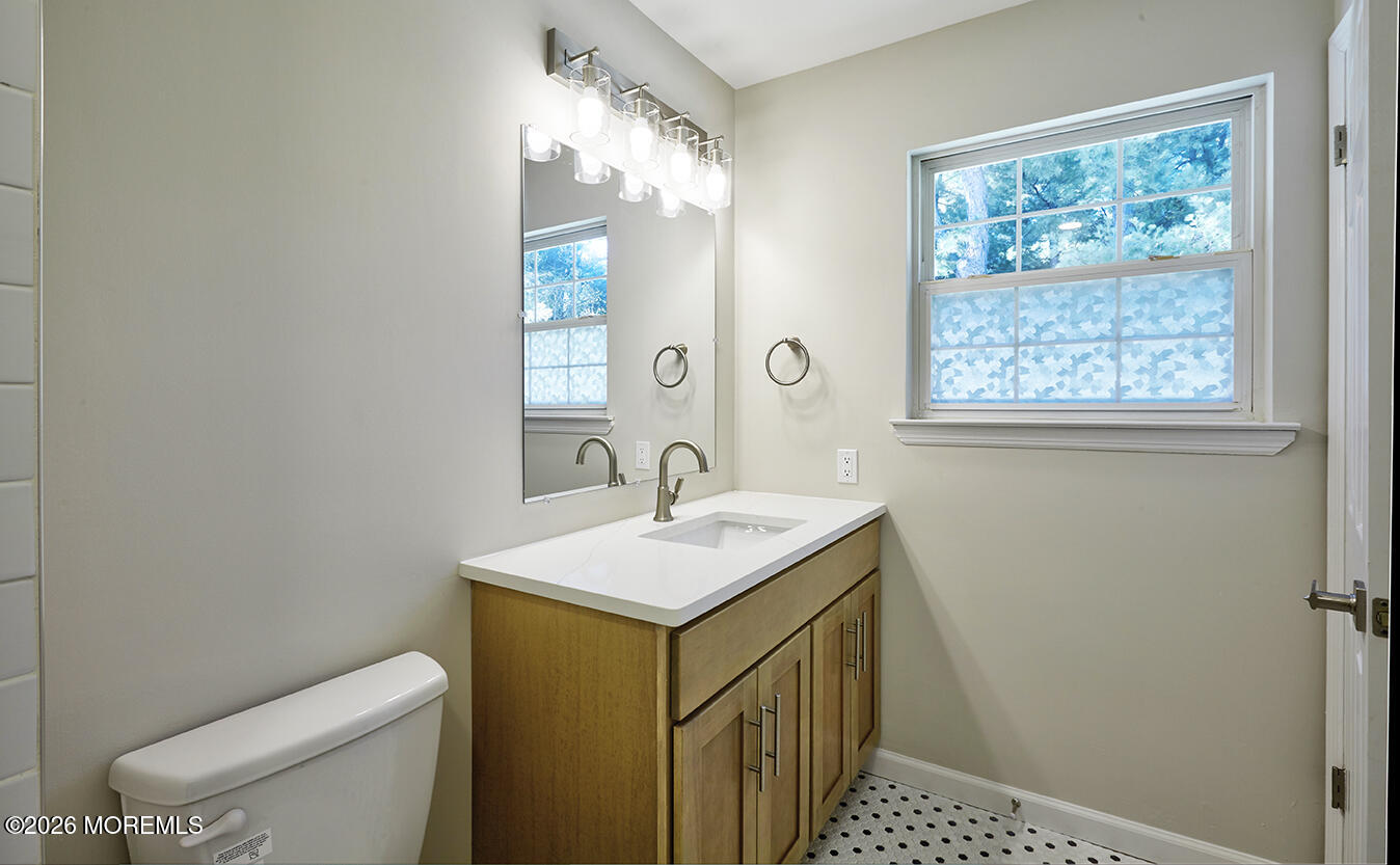 17 Trent Drive Toms River NJ 08757