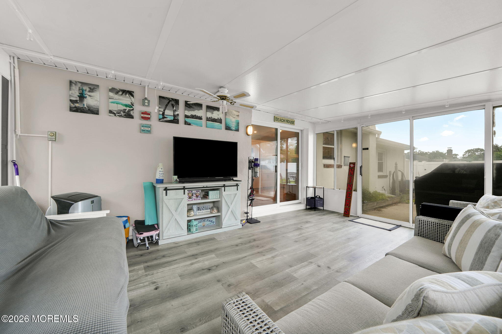 417 Leeward Avenue Beachwood NJ 08722