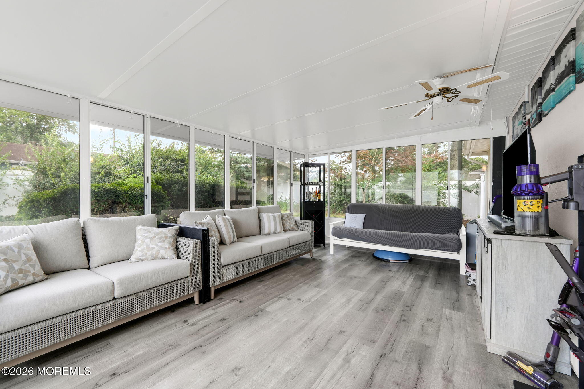 417 Leeward Avenue Beachwood NJ 08722