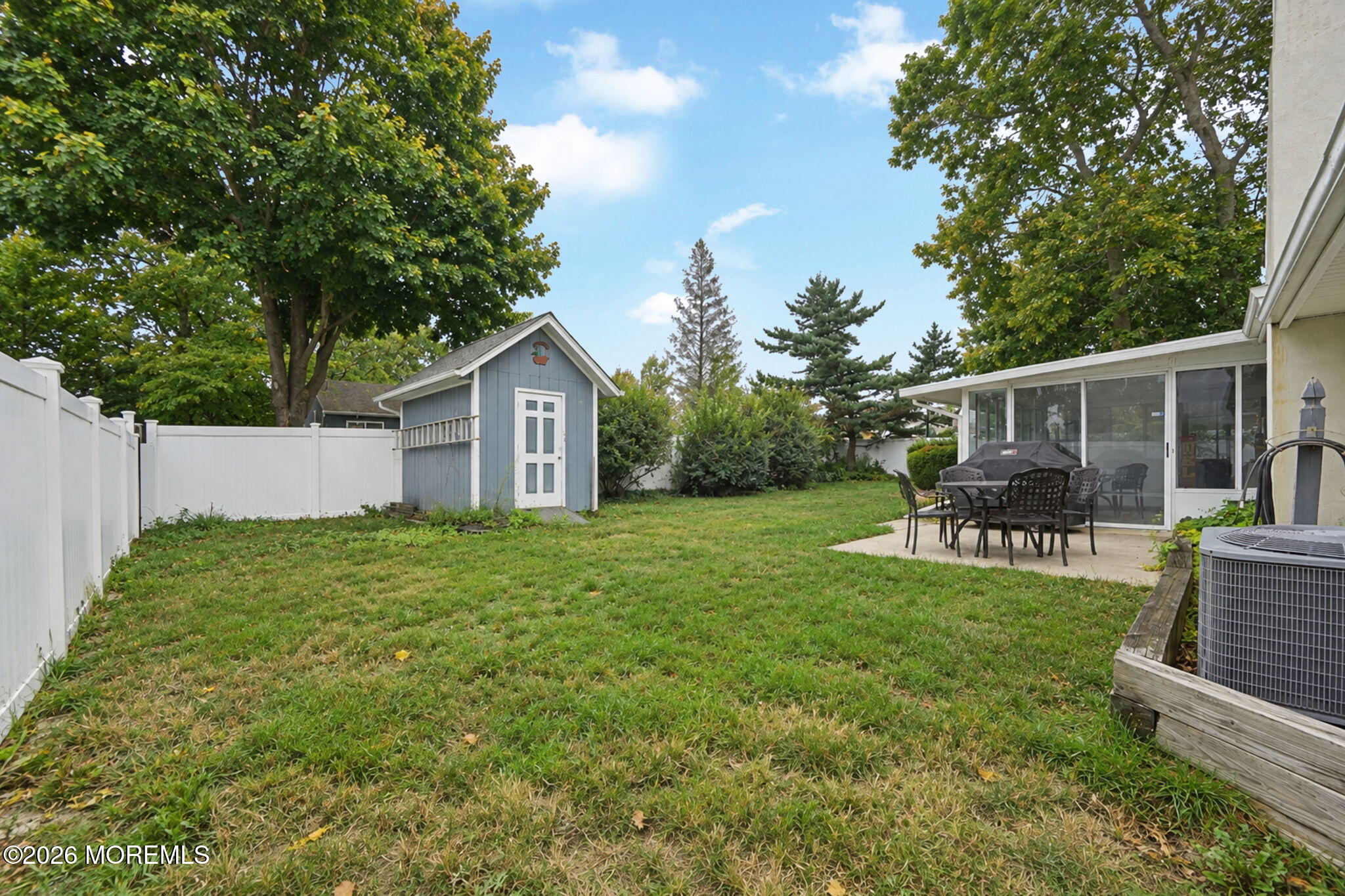 417 Leeward Avenue Beachwood NJ 08722
