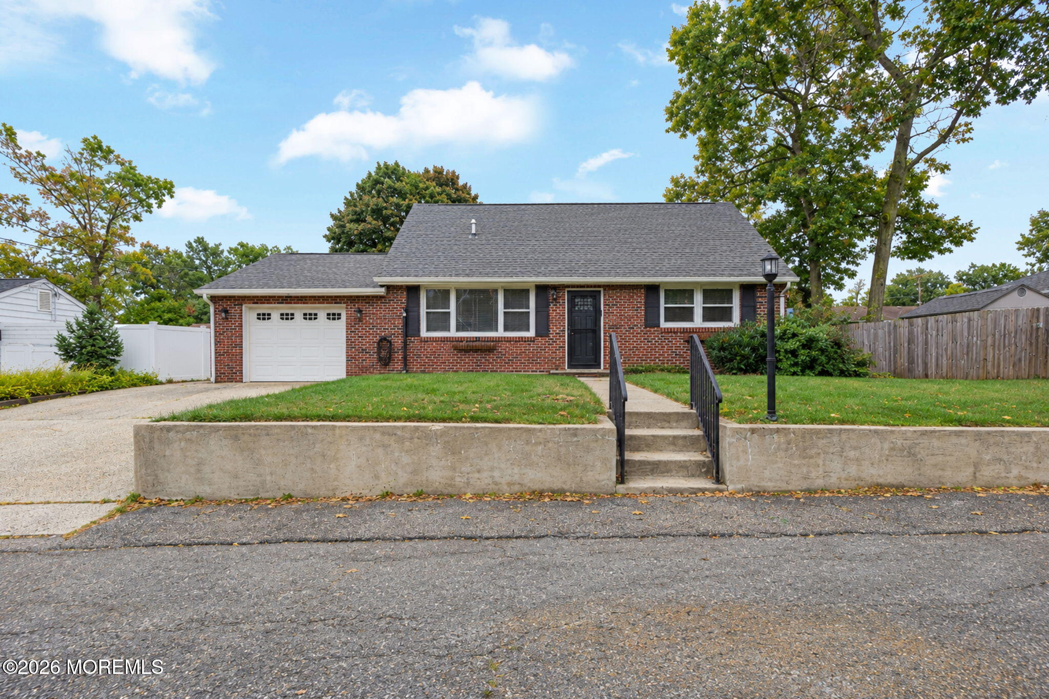 417 Leeward Avenue Beachwood NJ 08722