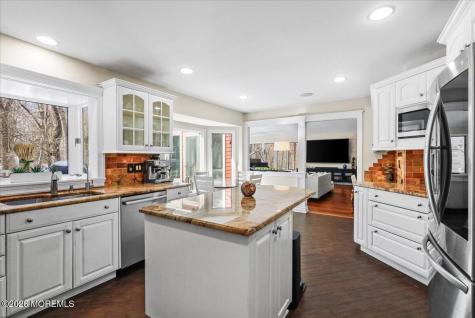 6 Twin Brooks Court Holmdel NJ 07733