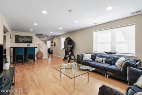 6 Twin Brooks Court Holmdel NJ 07733