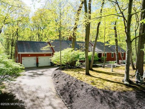 6 Twin Brooks Court Holmdel NJ 07733