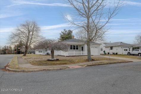 2 Van Gogh Street Toms River NJ 08757