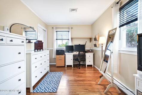 16 10th Avenue Monroe NJ 08831