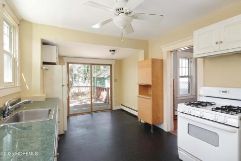 204 Luppatatong Avenue Keyport NJ 07735