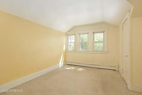 204 Luppatatong Avenue Keyport NJ 07735
