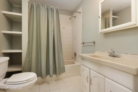 204 Luppatatong Avenue Keyport NJ 07735