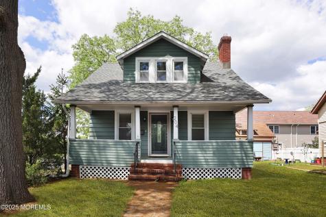 204 Luppatatong Avenue Keyport NJ 07735