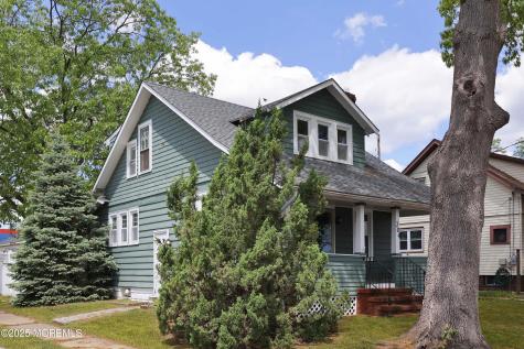 204 Luppatatong Avenue Keyport NJ 07735
