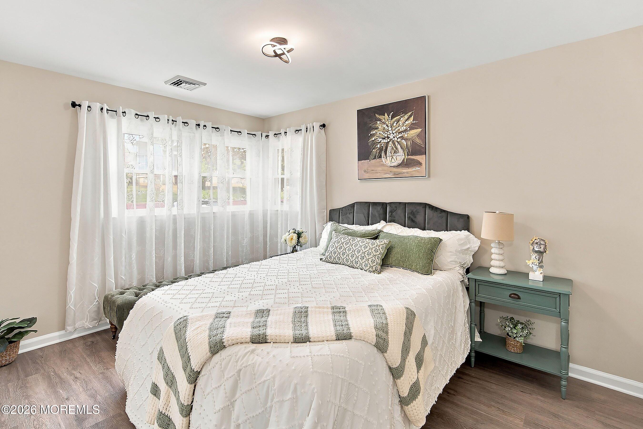 13 Glencourt Avenue Edison NJ 08837