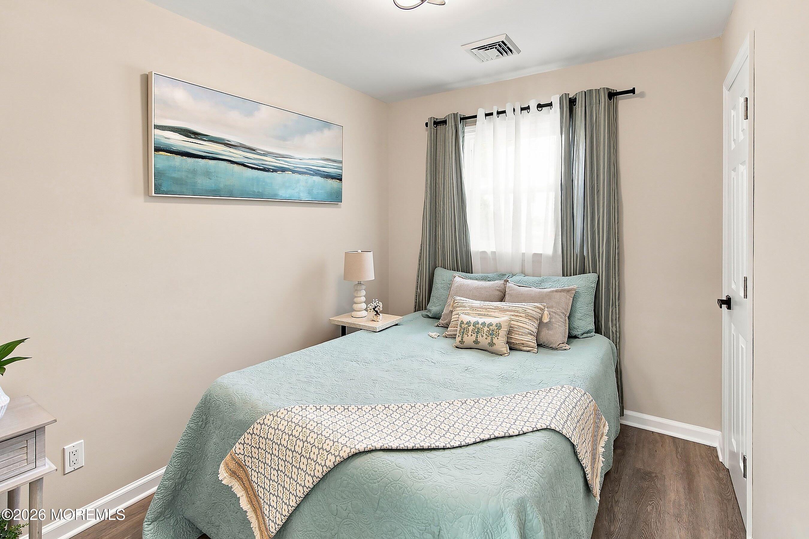 13 Glencourt Avenue Edison NJ 08837