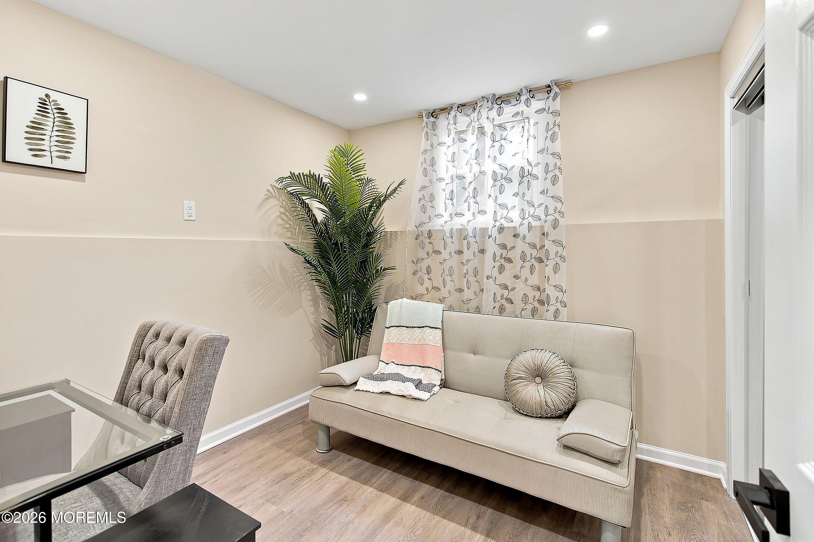 13 Glencourt Avenue Edison NJ 08837