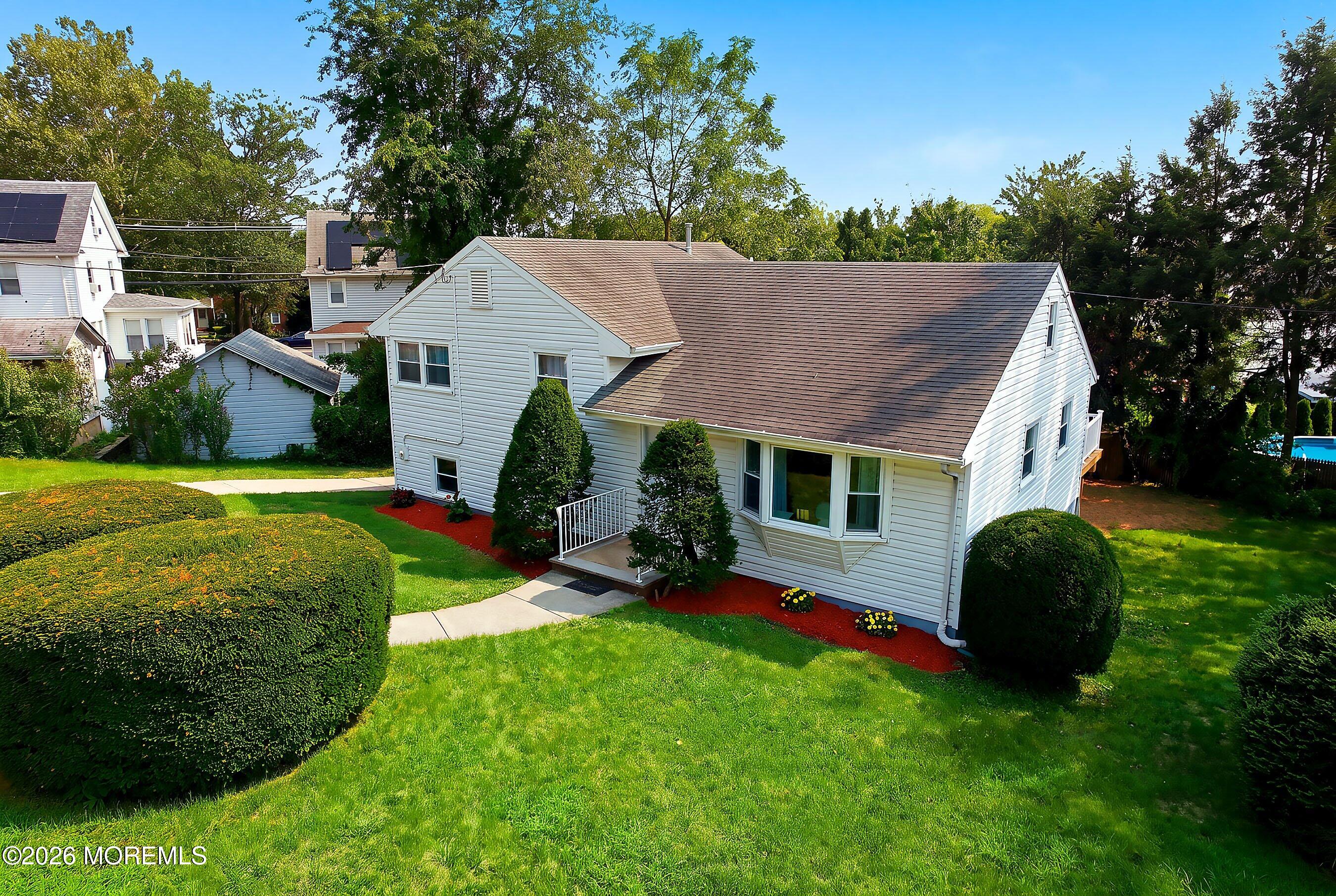 13 Glencourt Avenue Edison NJ 08837