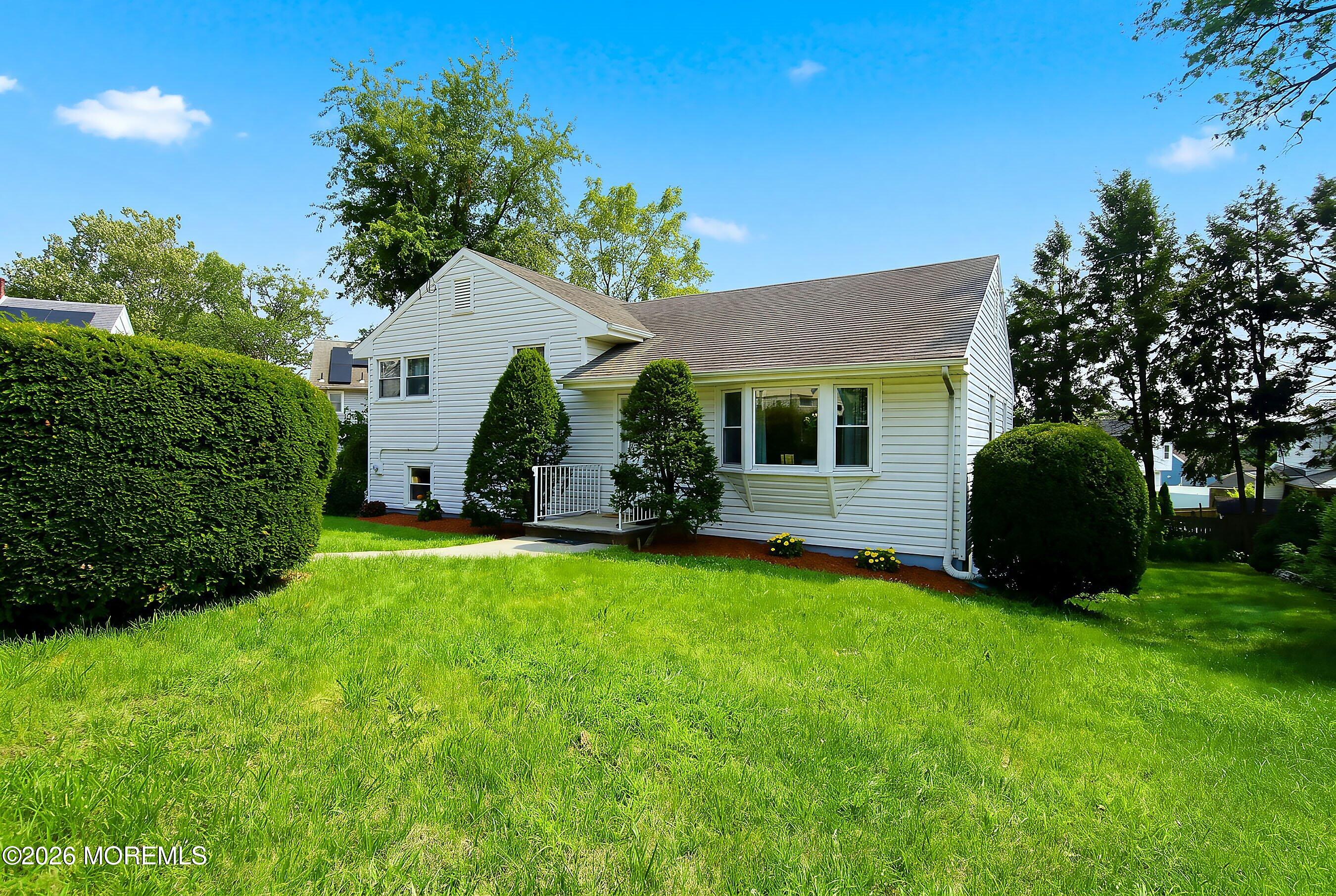 13 Glencourt Avenue Edison NJ 08837
