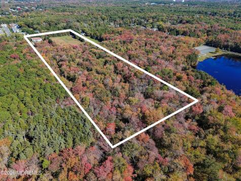 184 Locust Avenue Howell NJ 07731