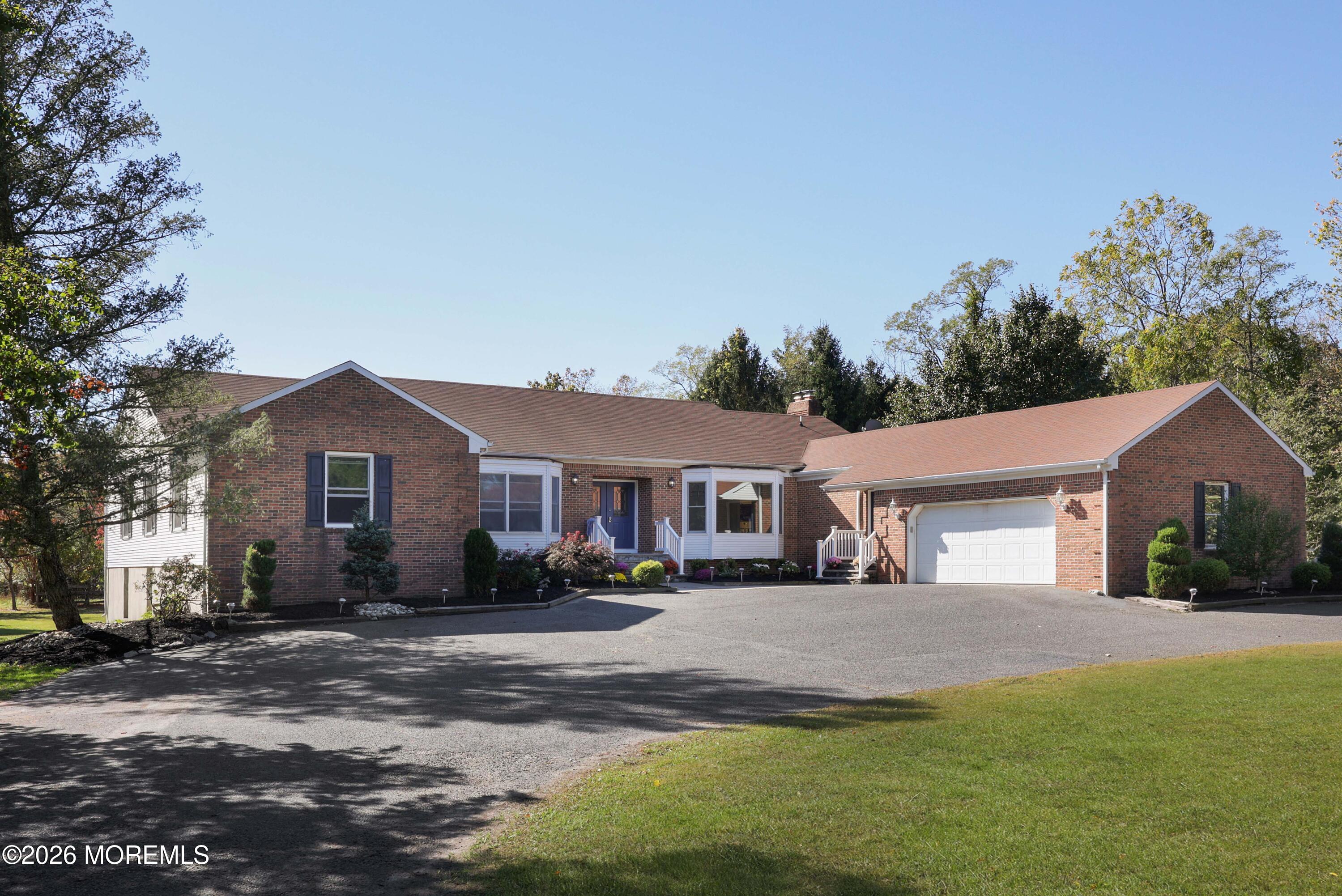 184 Locust Avenue Howell NJ 07731