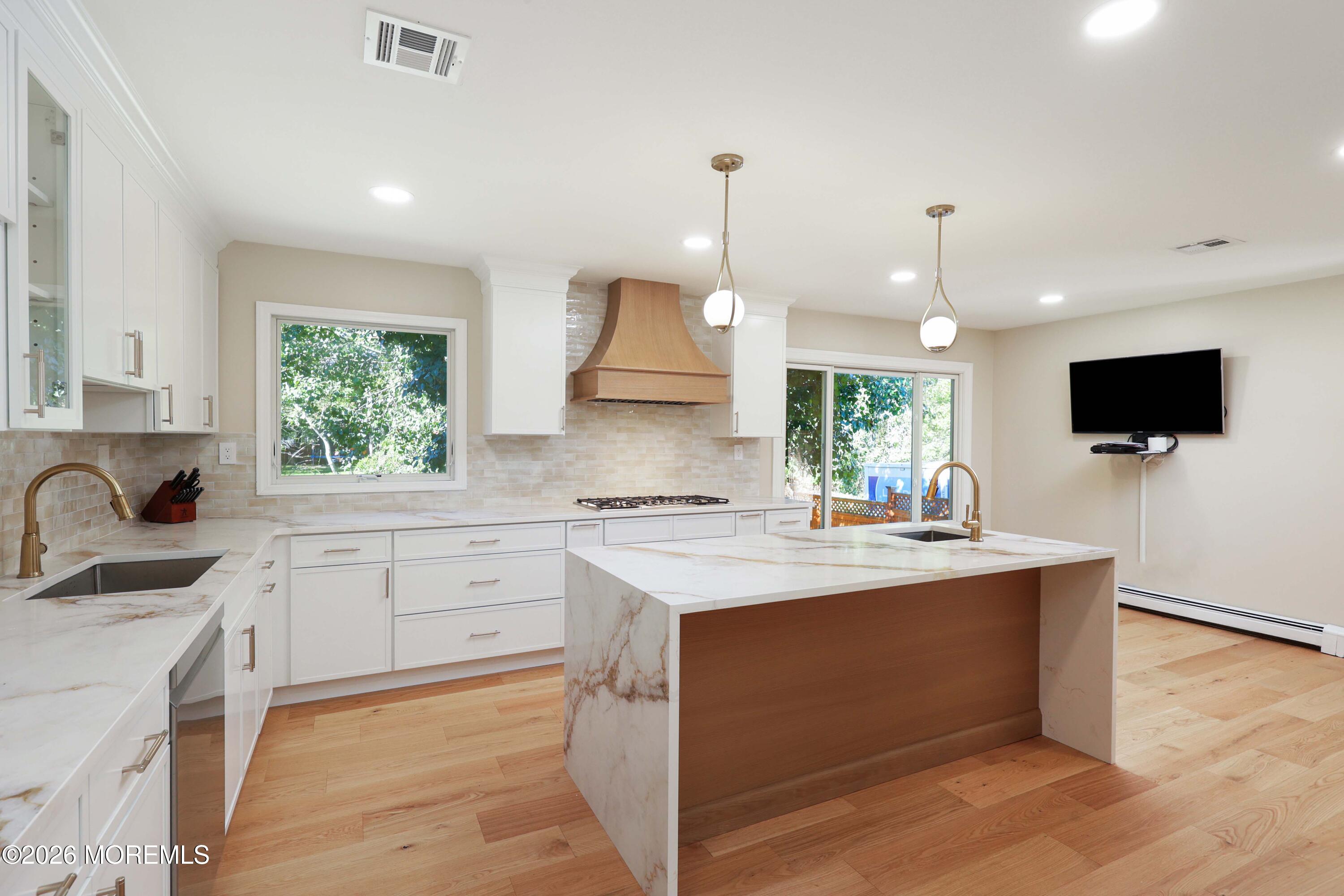 184 Locust Avenue Howell NJ 07731
