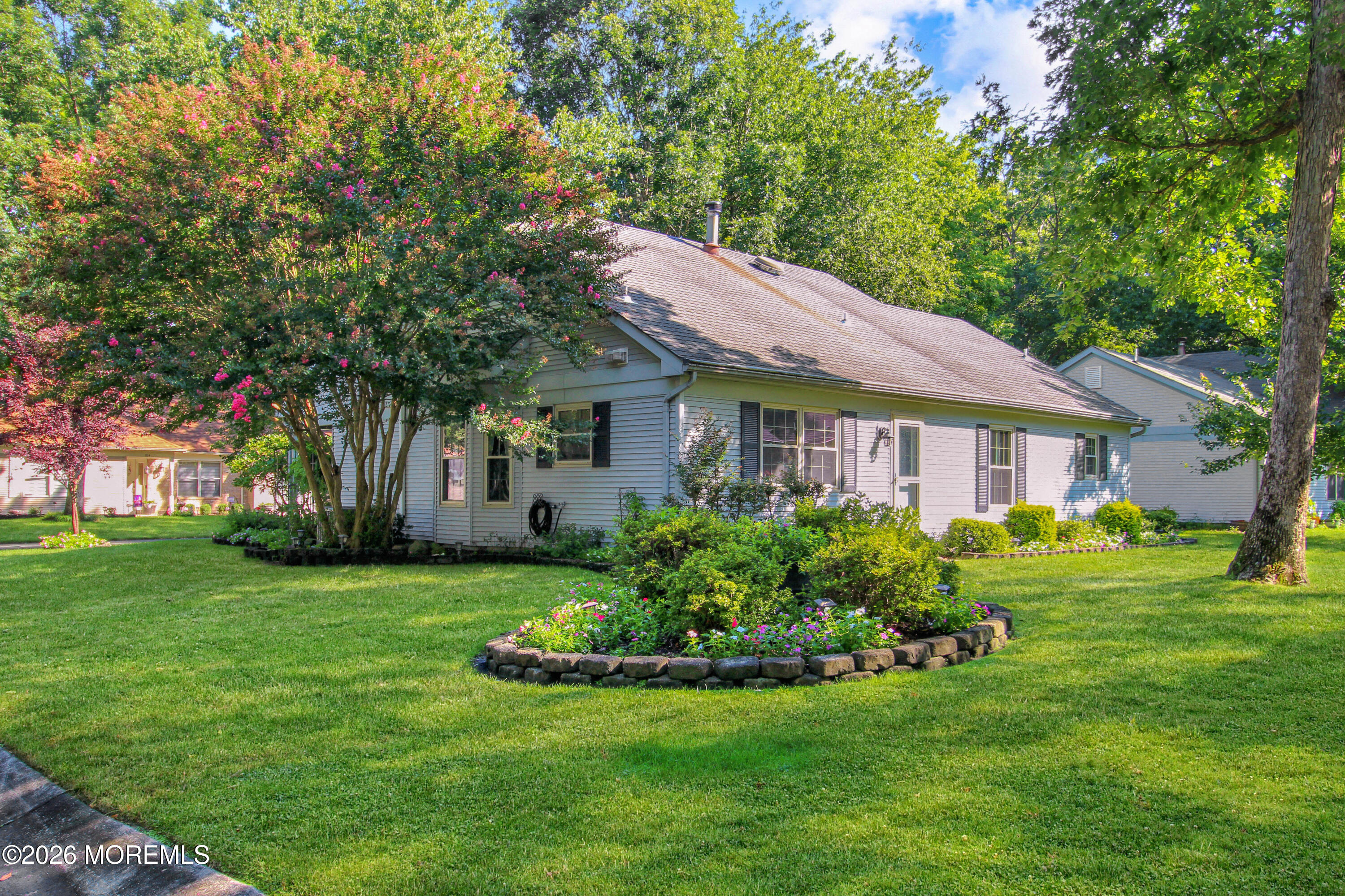 514 Petunia Lane N Whiting NJ 08759