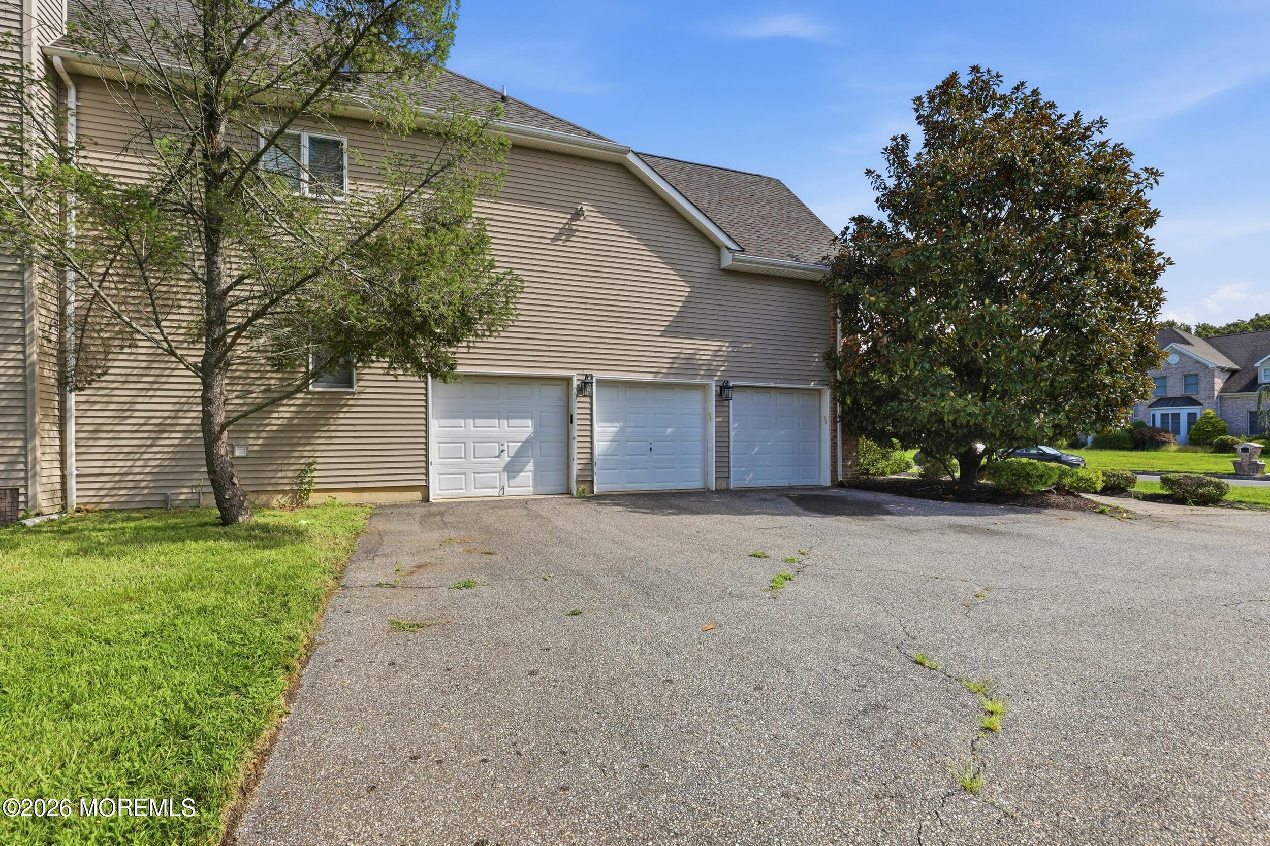 2290 Maple Manor Court Toms River NJ 08755