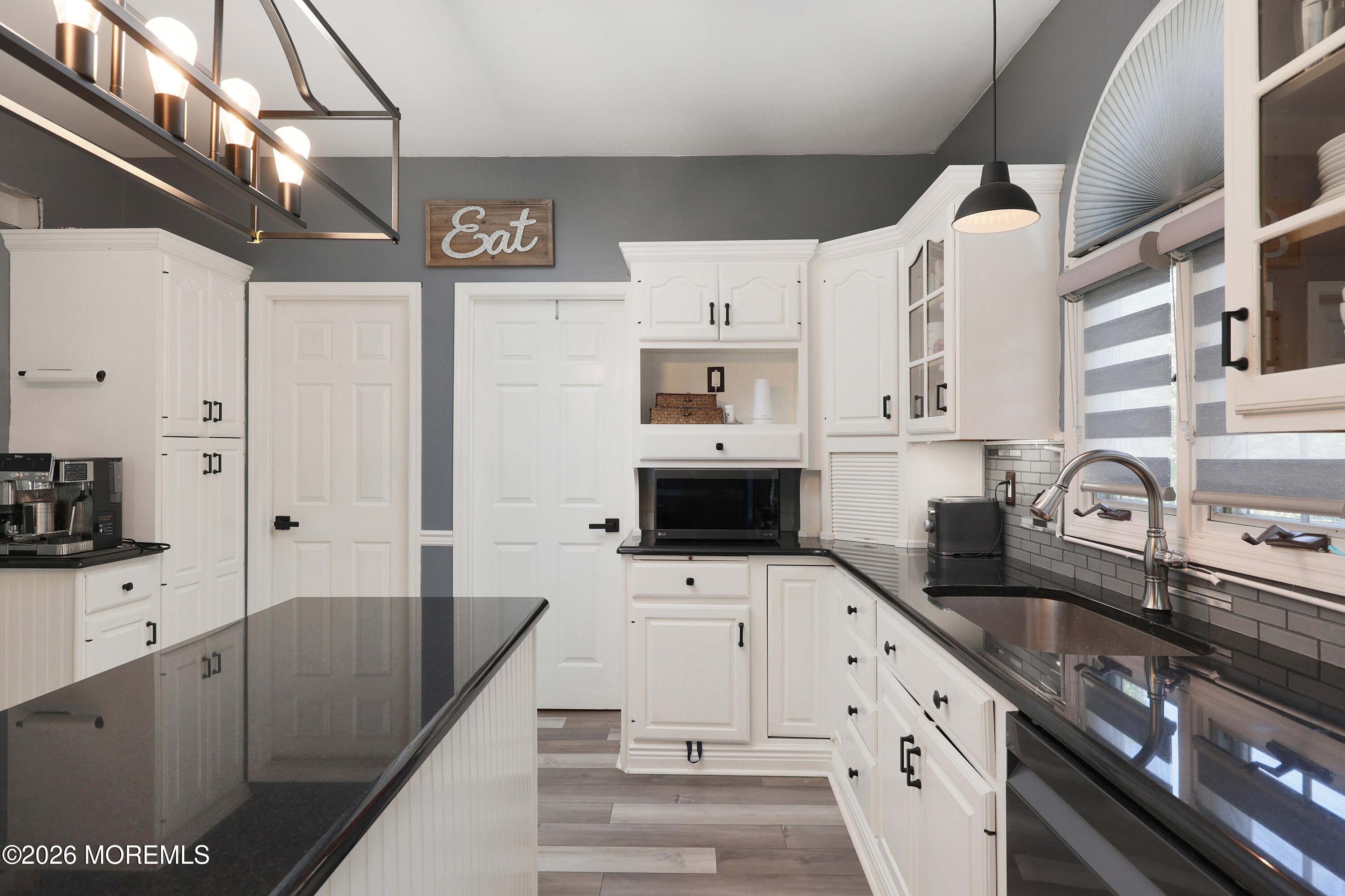 9 Sarah Court Matawan NJ 07747
