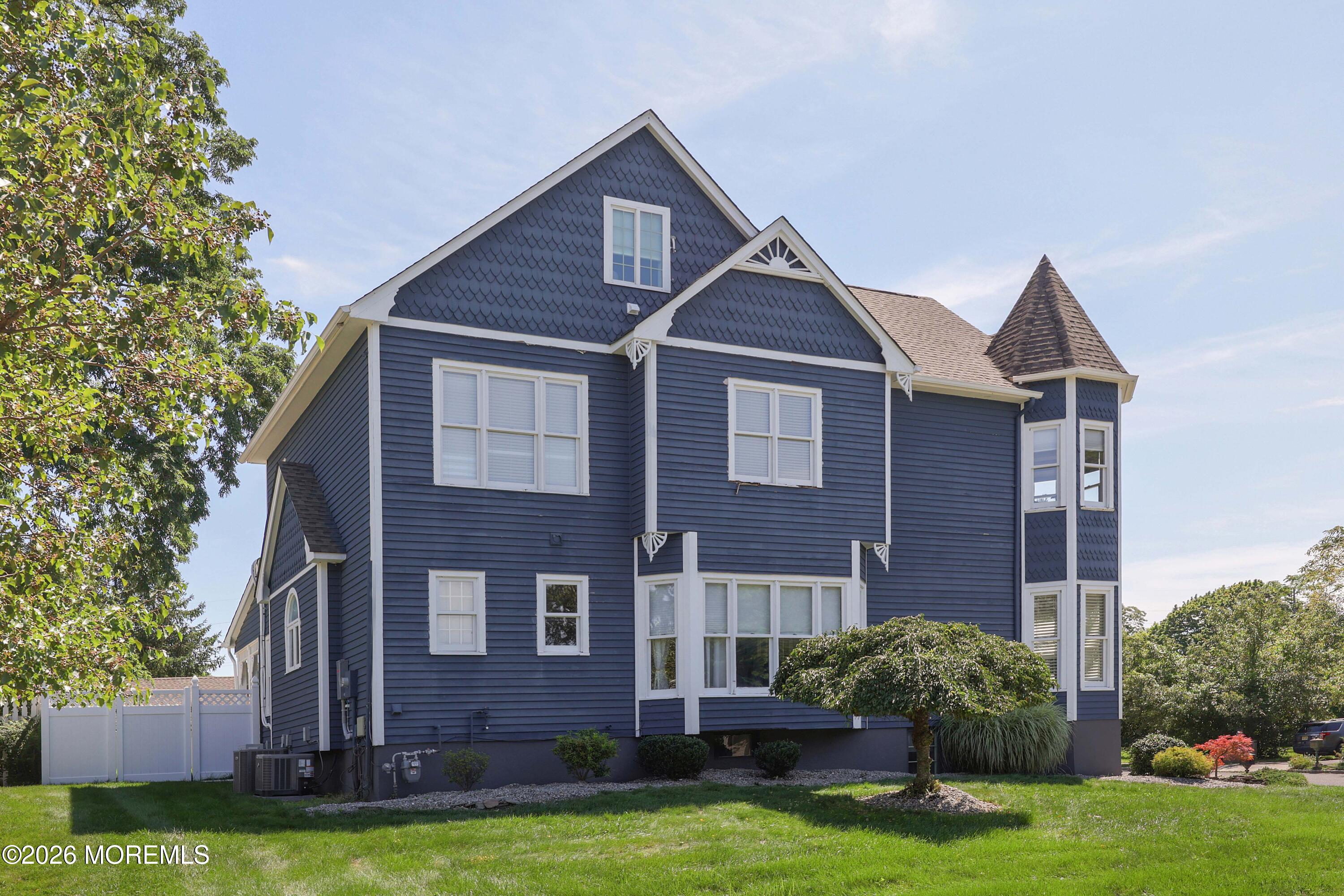 9 Sarah Court Matawan NJ 07747