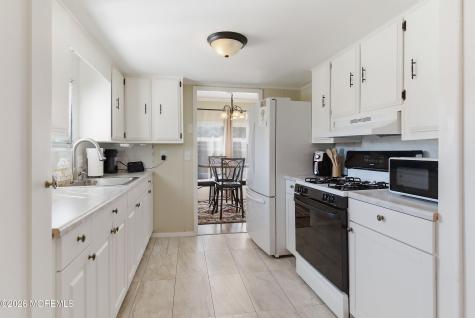 164 Camino Rio Toms River NJ 08755