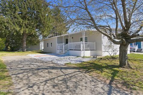 164 Camino Rio Toms River NJ 08755