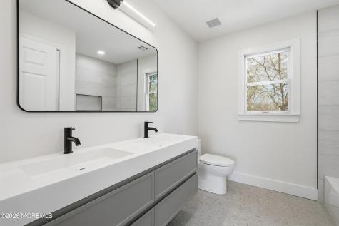 139 Mermaid Drive Manahawkin NJ 08050