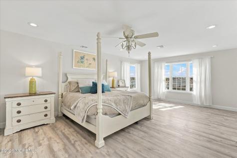 7 W Navasink Drive Little Egg Harbor NJ 08087