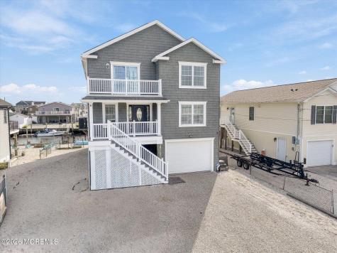 7 W Navasink Drive Little Egg Harbor NJ 08087