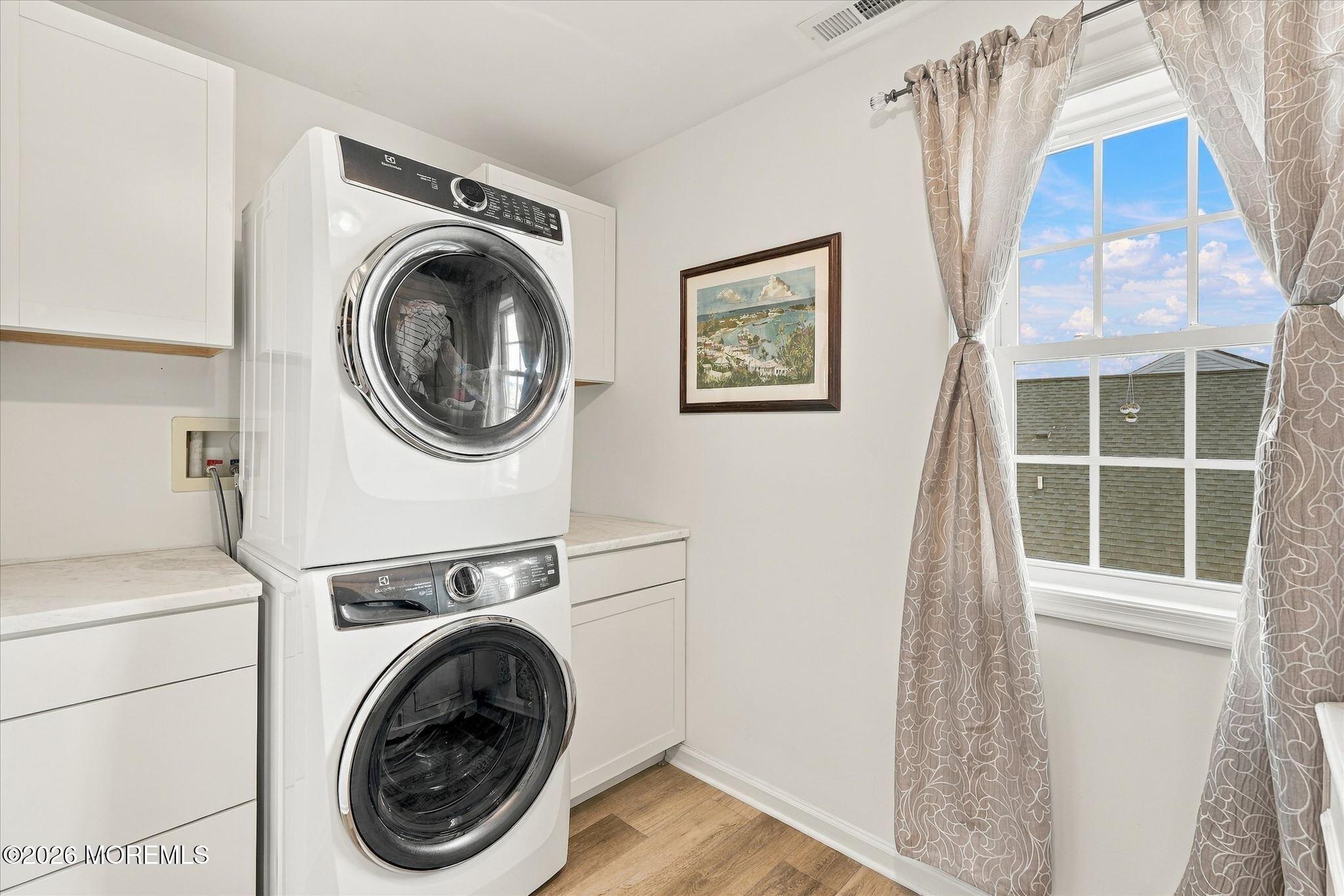7 W Navasink Drive Little Egg Harbor NJ 08087