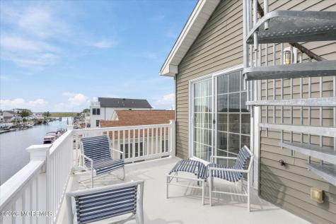 7 W Navasink Drive Little Egg Harbor NJ 08087